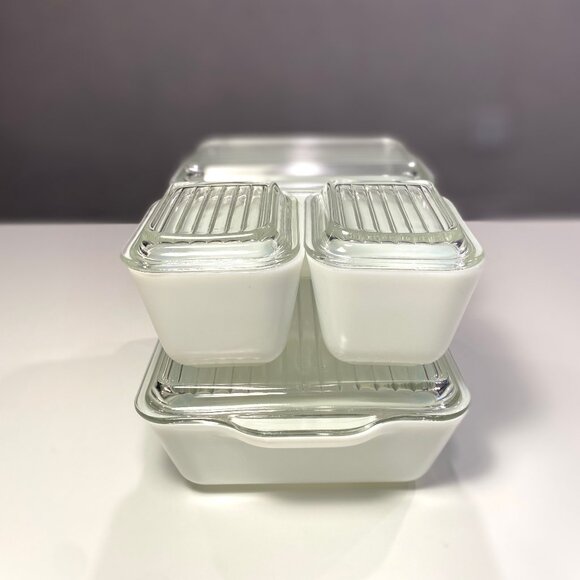 Pyrex Vintage Butterprint Refrigerator Dishes With Lids Complete Set - Picture 3 of 12